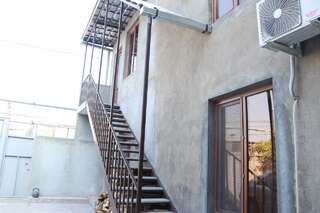 Гостевой дом Guest House #59 Ереван Двухместный номер с 2 отдельными кроватями и ванной-17