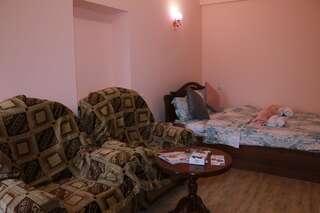 Гостевой дом Guest House #59 Ереван Двухместный номер Делюкс с 1 кроватью и ванной-4